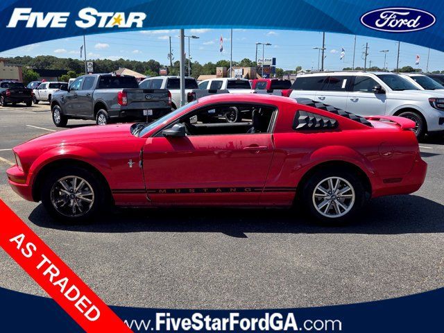 Used 2005 Ford Mustang Premium RWD image 4