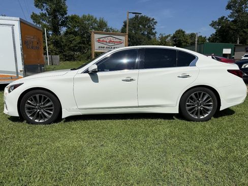 Used 2021 INFINITI Q50 Luxe w/ Seat & Sound Package RWD image 10