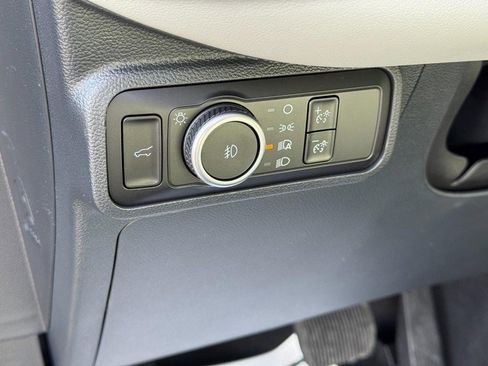 New 2026 Ford Explorer Active w/ Active Comfort Package image 14