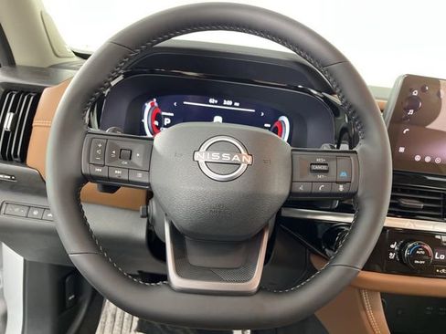 New 2026 Nissan Pathfinder Platinum AWD/4WD image 21