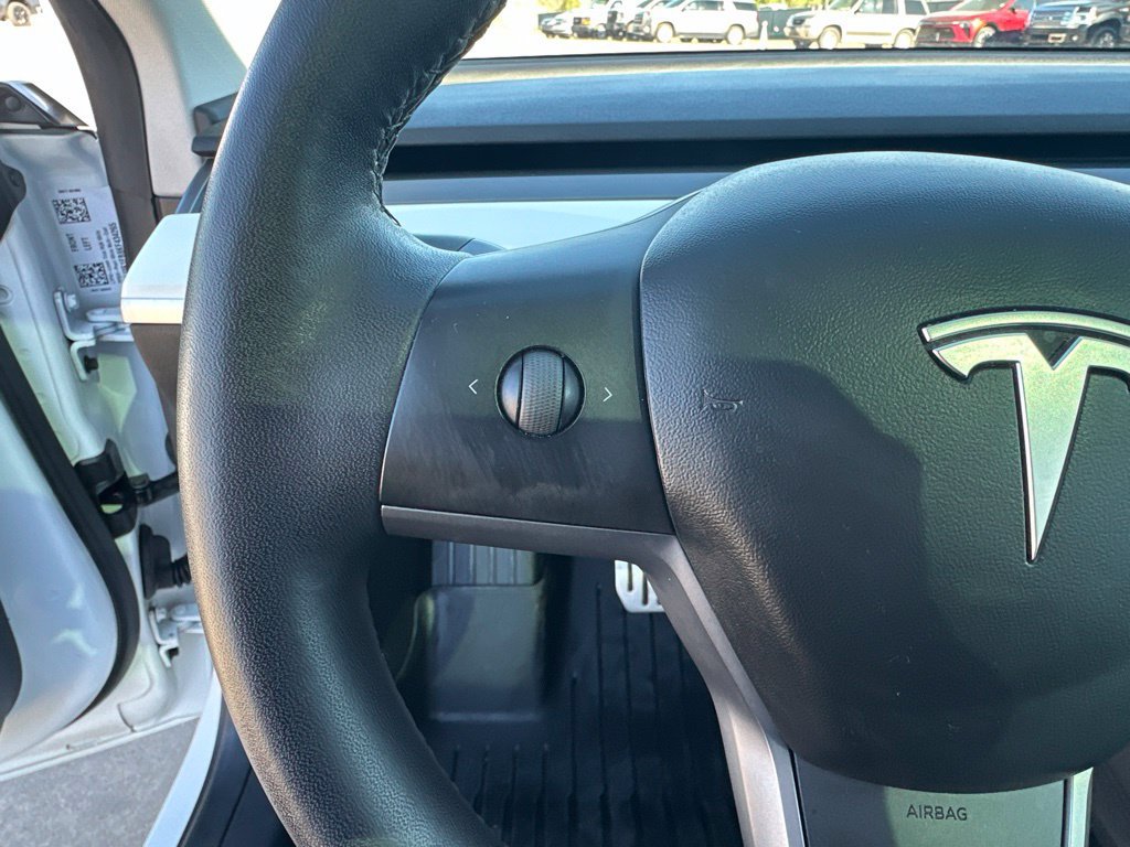 Used 2019 Tesla Model 3 Performance AWD/4WD image 11