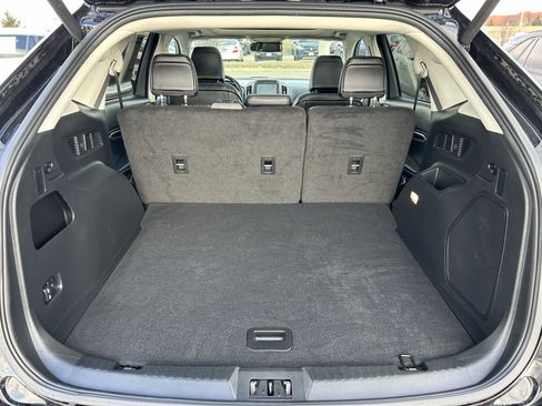 Used 2024 Ford Edge Titanium image 22