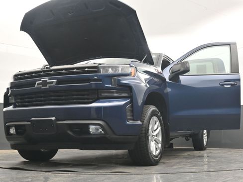 Used 2019 Chevrolet Silverado 1500 RST AWD/4WD image 35