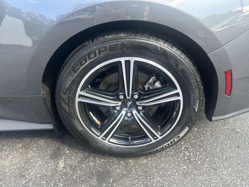 Used 2024 Ford Mustang Premium image 9
