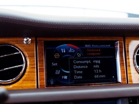 Used 2010 Rolls-Royce Phantom Sedan image 19