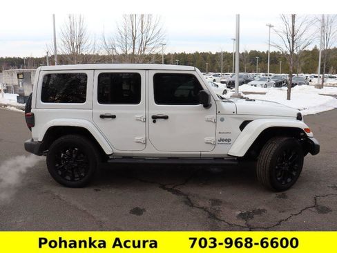Used 2024 Jeep Wrangler Sahara w/ Technology Group image 8