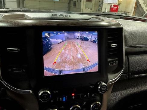 Used 2020 RAM 1500 Laramie AWD/4WD image 14