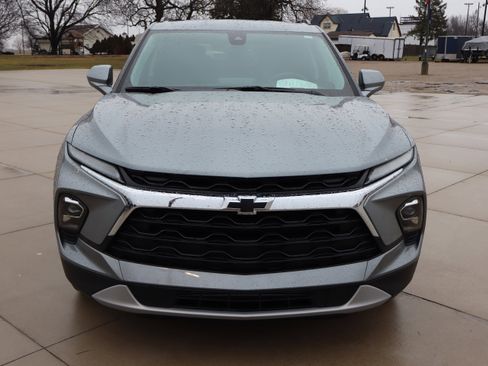 Used 2024 Chevrolet Blazer LT w/ Convenience Package image 2