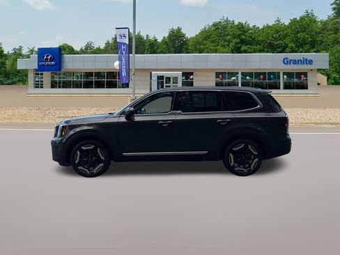 Used 2024 Kia Telluride EX AWD/4WD image 11