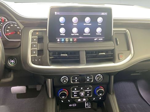 Used 2021 Chevrolet Tahoe Z71 w/ Z71 Signature Package AWD/4WD image 38