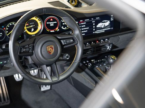 Certified 2023 Porsche 911 GT3 RWD image 16