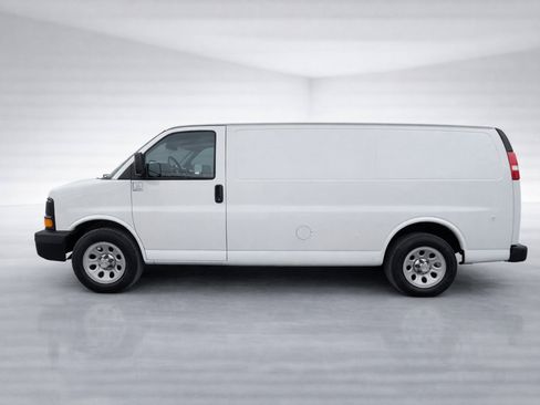 Used 2012 Chevrolet Express 1500 image 8