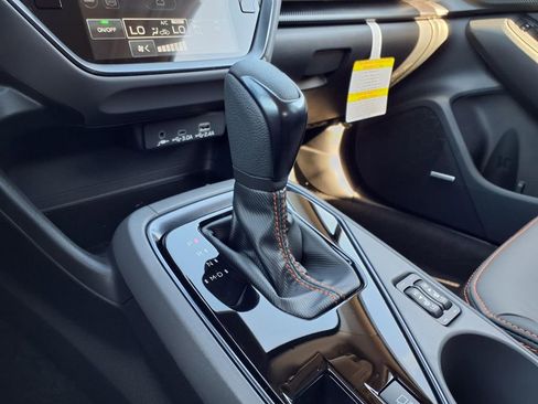 New 2026 Subaru Crosstrek 2.5i Limited AWD/4WD image 19