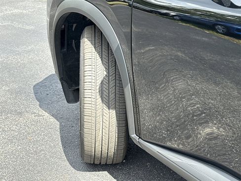 Certified 2025 Nissan Rogue S image 43