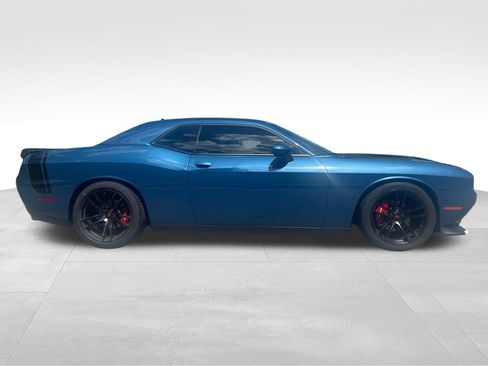 Used 2021 Dodge Challenger SXT w/ Blacktop Package image 4