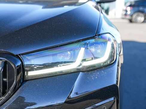 Used 2023 BMW 530e w/ M Sport Package image 8