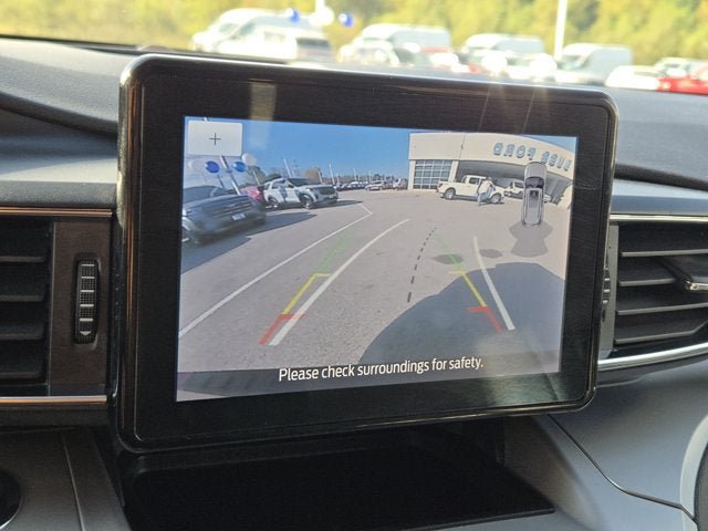 Used 2020 Ford Explorer XLT w/ Equipment Group 202A AWD/4WD image 29