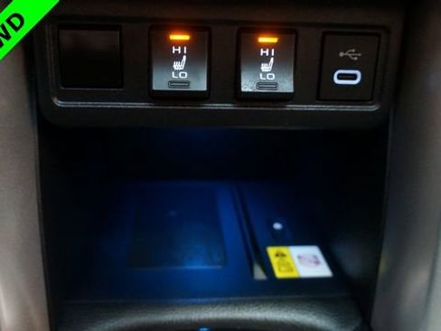 Used 2023 Toyota Corolla Cross XLE w/ Convenience Package image 18