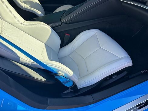 Used 2023 Chevrolet Corvette Stingray Coupe w/ 1LT image 10