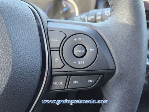 Used 2024 Toyota RAV4 XLE Premium image 20