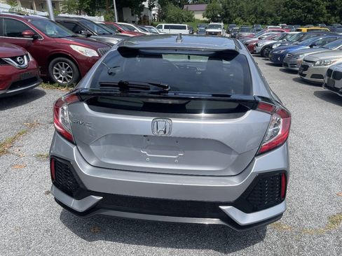 Used 2018 Honda Civic EX image 6