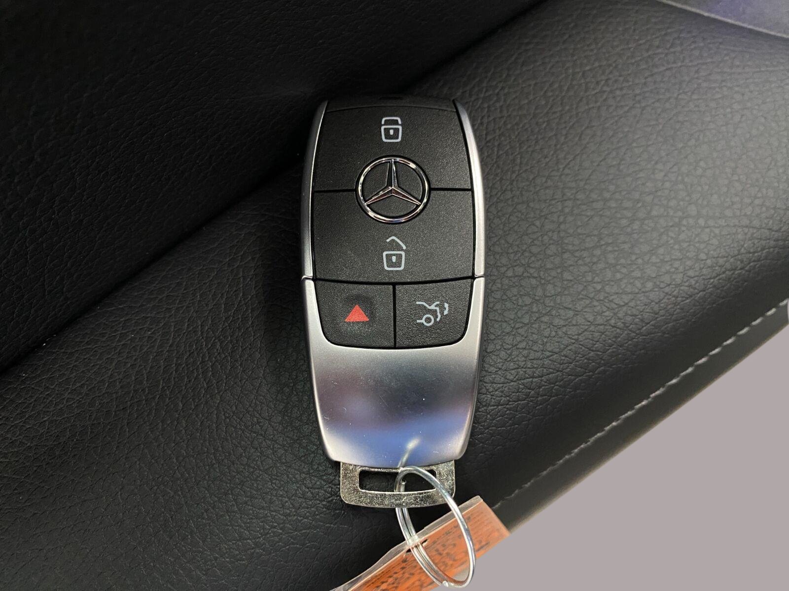 New 2026 Mercedes-Benz GLS 450 4MATIC image 36