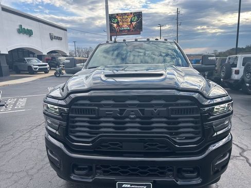 New 2026 RAM 2500 Tradesman AWD/4WD image 4