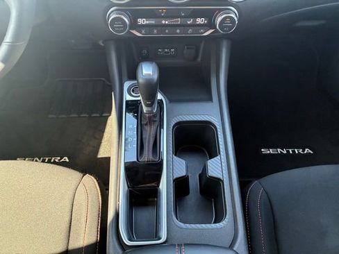 Certified 2024 Nissan Sentra SR FWD image 17