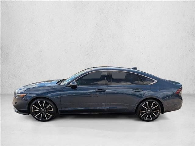 Used 2023 Honda Accord Touring image 8