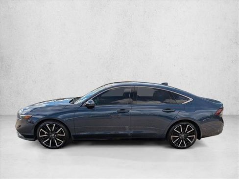 Used 2023 Honda Accord Touring image 8
