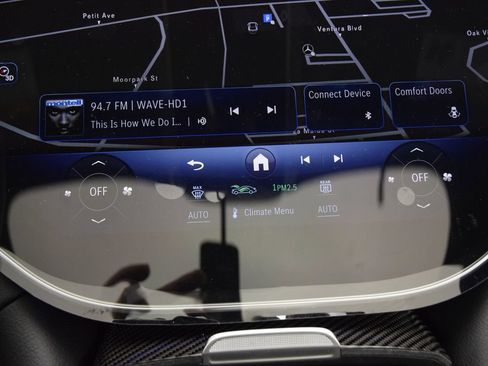 New 2026 Mercedes-Benz EQS 550 4MATIC SUV image 28