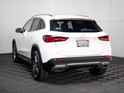 Certified 2026 Mercedes-Benz GLA 250 image 2