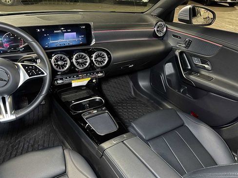 Certified 2025 Mercedes-Benz CLA 250 4MATIC image 36