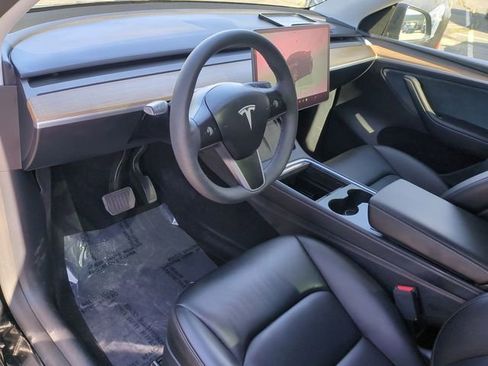 Used 2023 Tesla Model Y Long Range AWD/4WD image 11