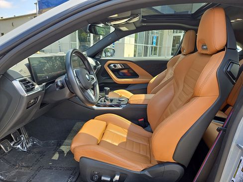Used 2023 BMW M2 RWD image 13
