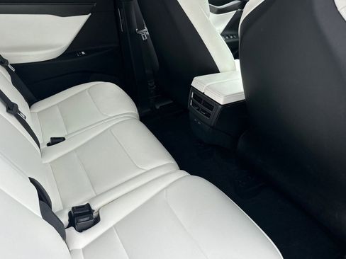 Used 2018 Tesla Model X 100D image 30