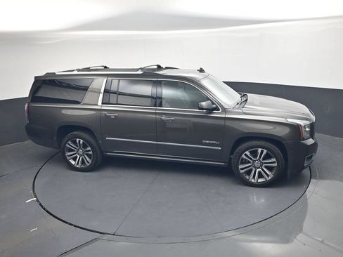 Used 2019 GMC Yukon XL Denali w/ Denali Ultimate Package RWD image 28