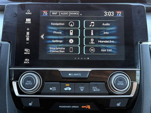 Used 2017 Honda Civic Touring image 29