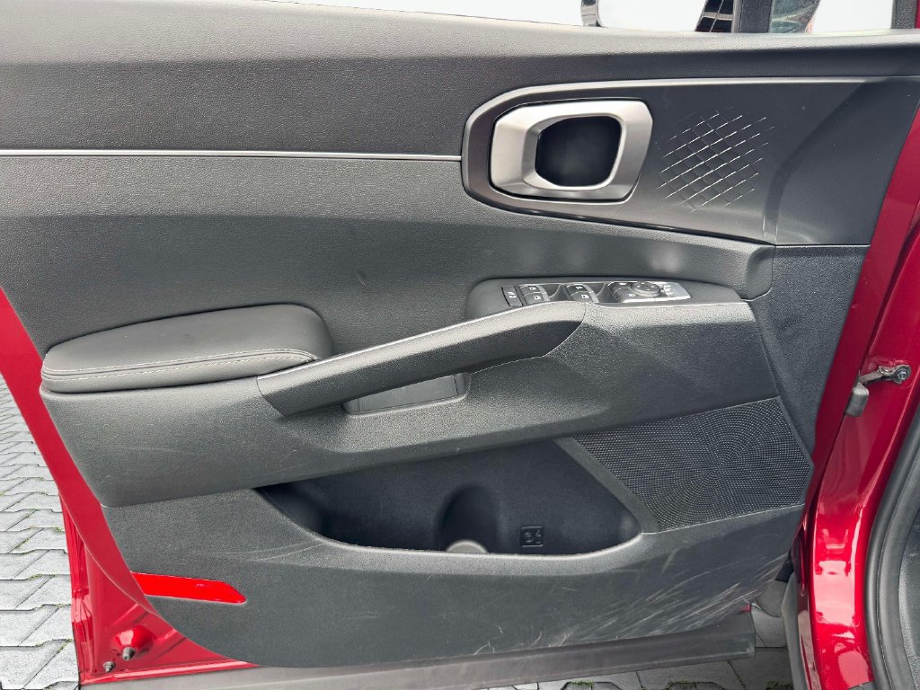 Certified 2023 Kia Sorento LX AWD/4WD image 19
