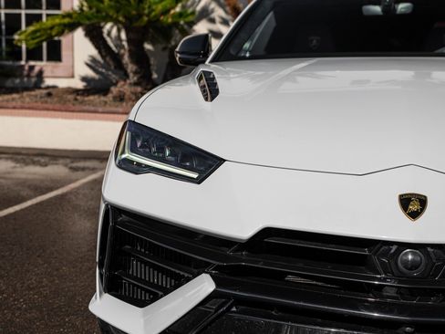 Used 2024 Lamborghini Urus S image 13