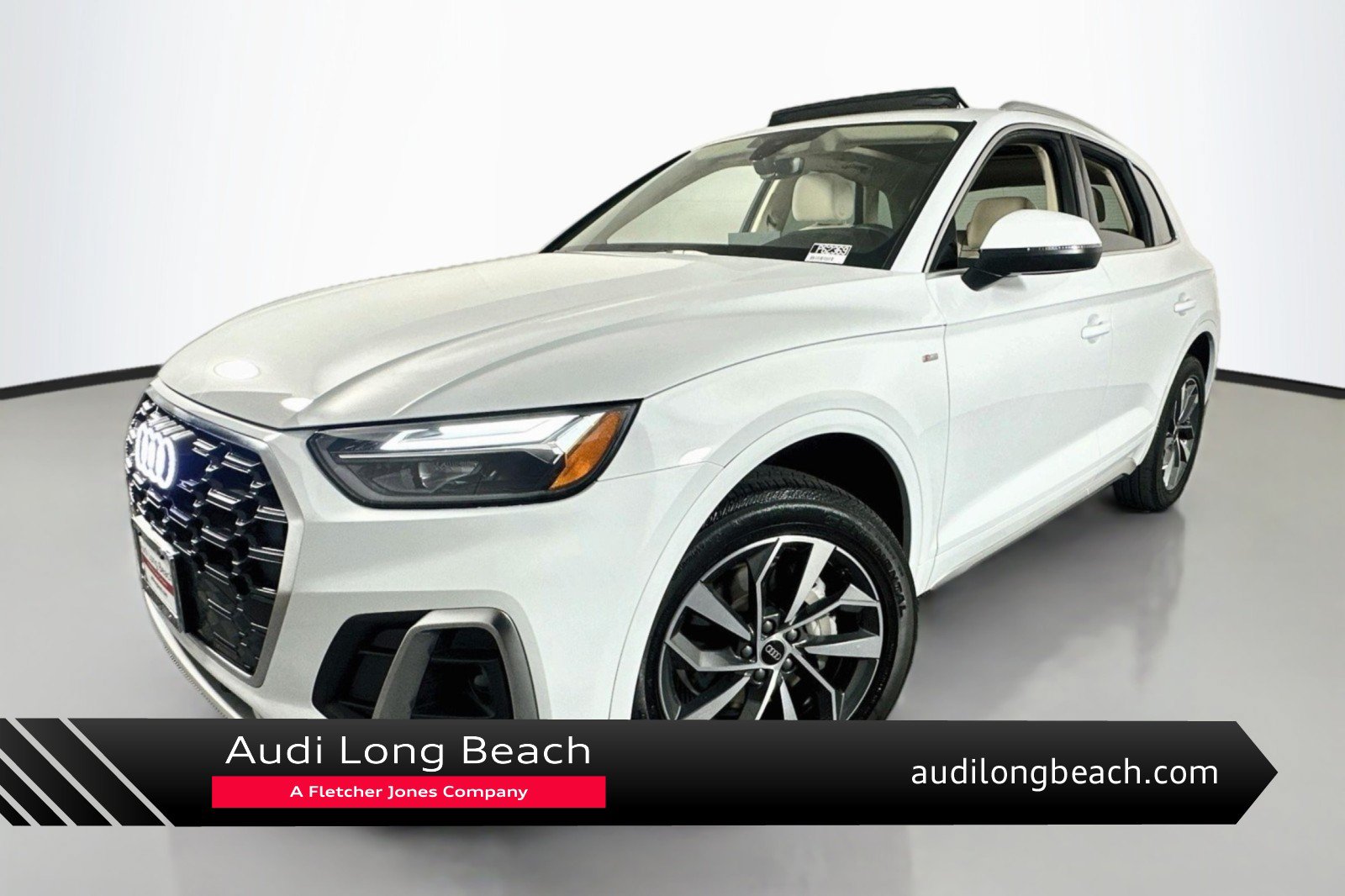 Used 2023 Audi Q5 2.0T Premium w/ Convenience Package AWD/4WD image 1