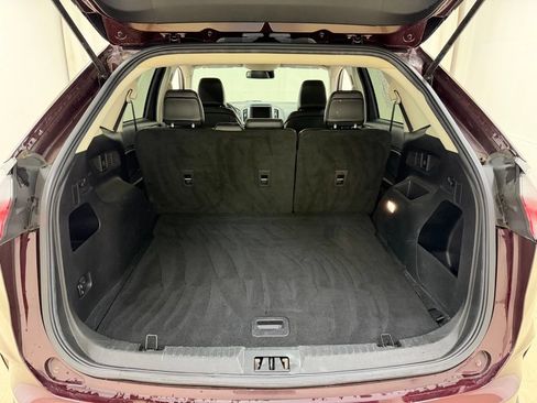 Used 2022 Ford Edge SEL AWD/4WD image 5