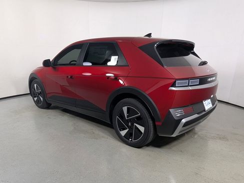 New 2026 Hyundai Ioniq 5 SEL image 5