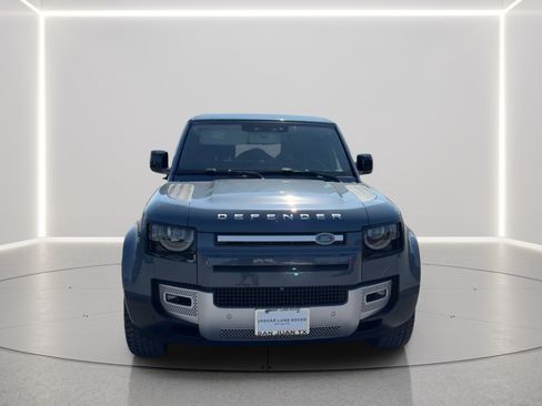 Used 2020 Land Rover Defender 110 SE AWD/4WD image 2