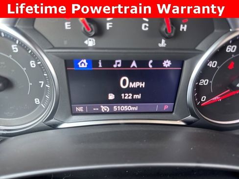 Used 2023 GMC Terrain SLT image 17