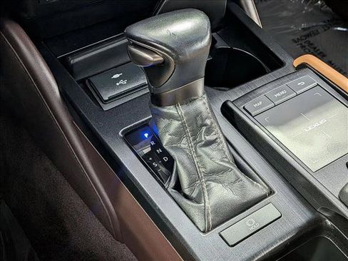 Used 2021 Lexus ES 350 w/ Premium Package FWD image 12