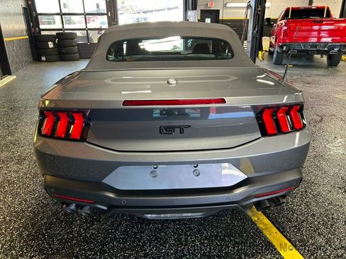 Used 2025 Ford Mustang GT Premium RWD image 4