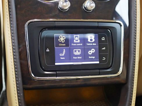 Used 2016 Bentley Flying Spur V8 AWD/4WD image 23