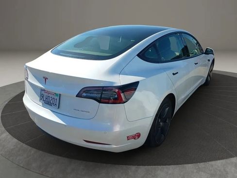 Used 2022 Tesla Model 3 Long Range image 3