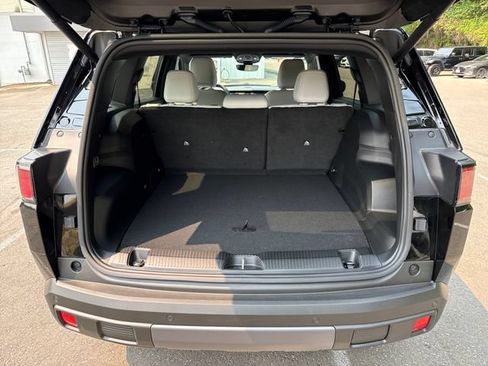 New 2026 Jeep Cherokee Limited AWD/4WD image 12